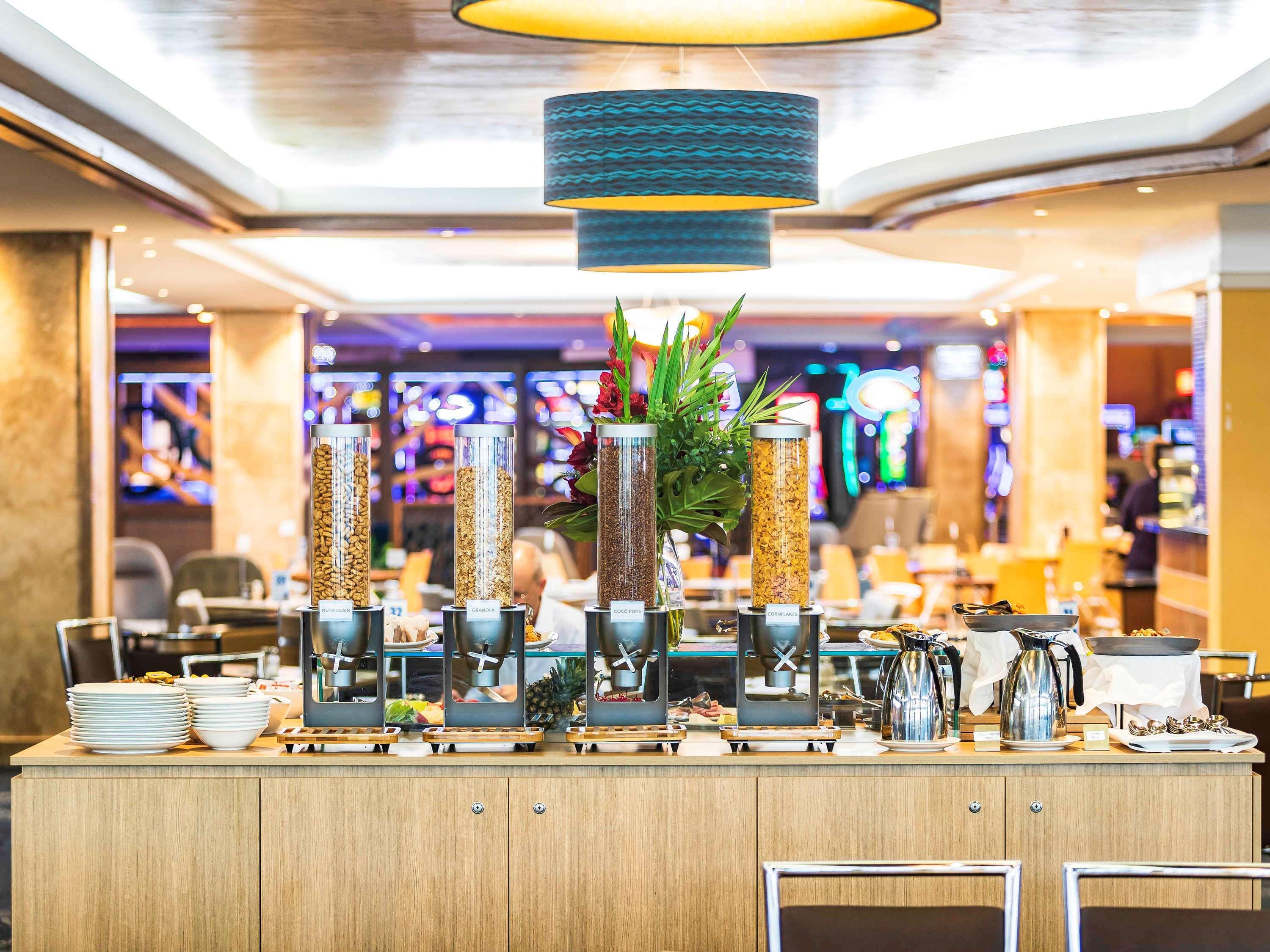 Mercure Canberra Belconnen Eksteriør bilde