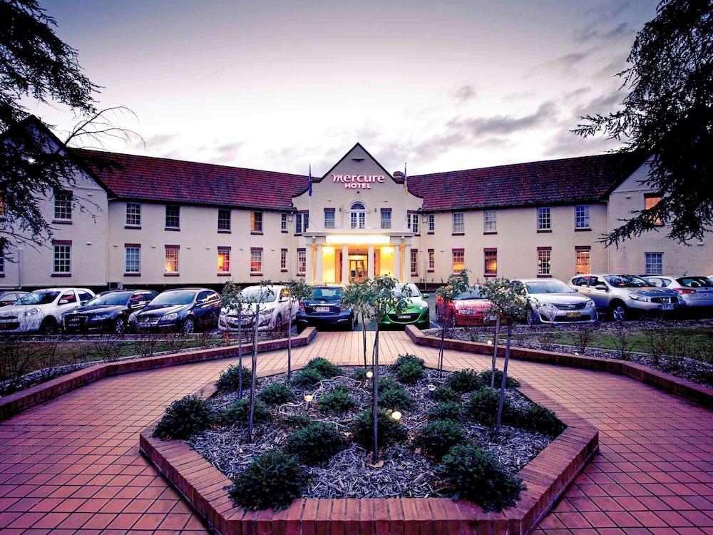 Mercure Canberra Belconnen Eksteriør bilde